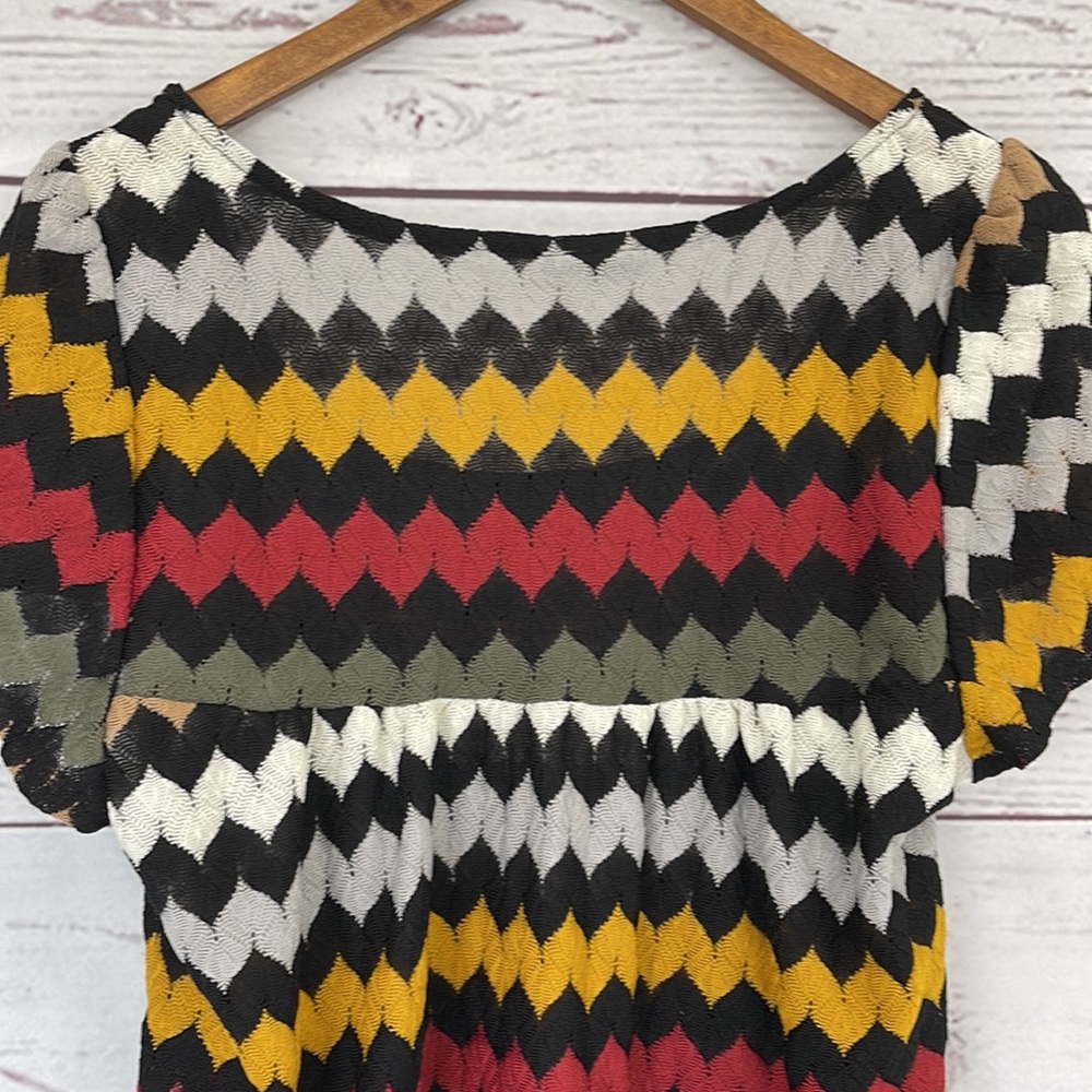 Torrid Short Sleeve Multi Color Pattern Top Size … - image 5